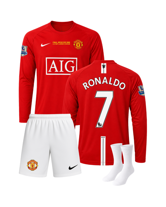 Ronaldo Manchester United 2008 Moscow Finali Kırmızı Uzun Kollu Retro 3'lü Çocuk Futbol Forma Seti (Forma,şort ve çorap)
