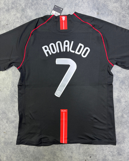 Manchester United 2008 Nostalji Siyah Kısa Kollu Player Futbol Forması
