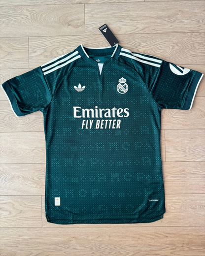 Real Madrid 2026/27 Deplasman Player Forması