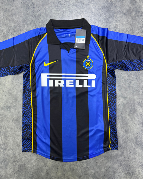 İnter Milan 01/02 İç Saha Retro Player Futbol Forması