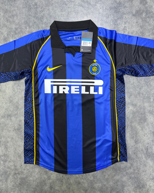İnter Milan 01/02 İç Saha Retro Player Futbol Forması