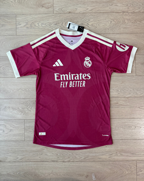Real Madrid 2026/27 Alternatif Player Futbol Forması