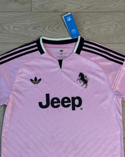 Juventus 2026/27 Deplasman Player Forması