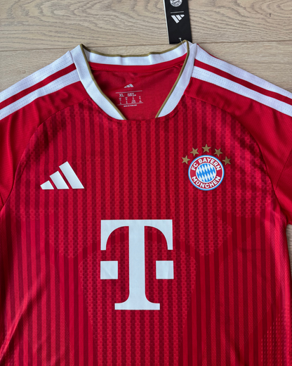 Bayern Münih 2026/27 İç Saha Player Forması