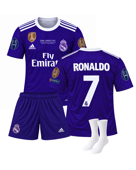 Ronaldo Real Madrid 2017 Sezonu Mor Retro 3'lü Çocuk Futbol Forma Seti (Forma,şort ve çorap)