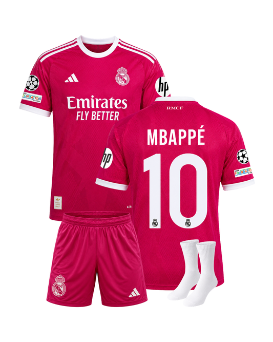 Mbappe Real Madrid 26/27 Sezonu Alternatif Pembe 3'lü Çocuk Futbol Forma Seti ( Forma,şort ve çorap )