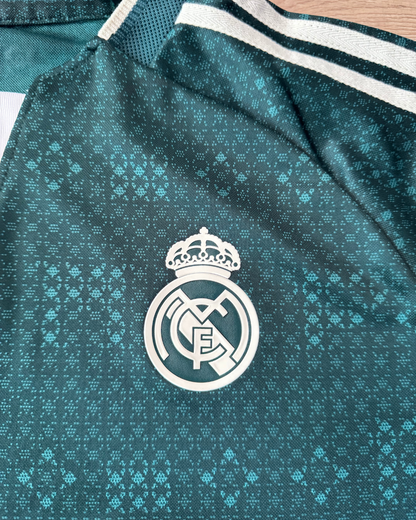 Real Madrid 2026/27 Deplasman Player Forması