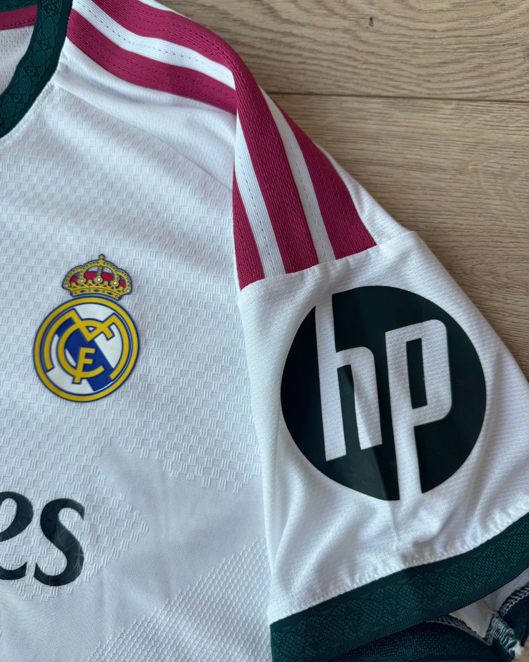 Real Madrid 2026/27 İç Saha Kısa Kollu Player Forması