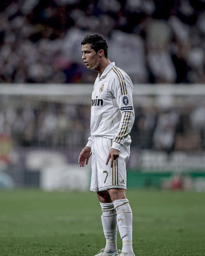 RONALDO REAL MADRİD 2012 SEZONU UZUN KOLLU YETİŞKİN FUTBOL FORMASI