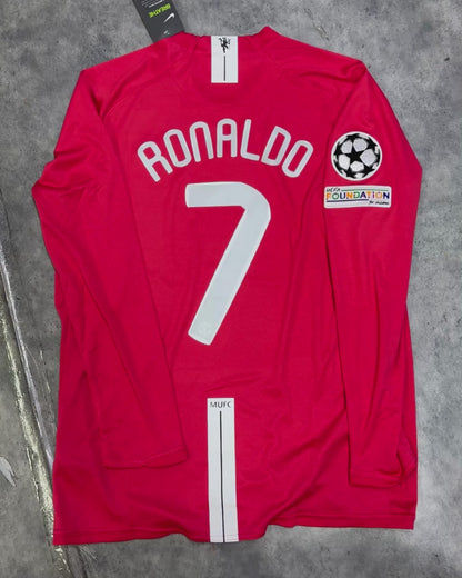 Manchester United 2008 Sezonu Nostalji Uzun Kollu Player Forması